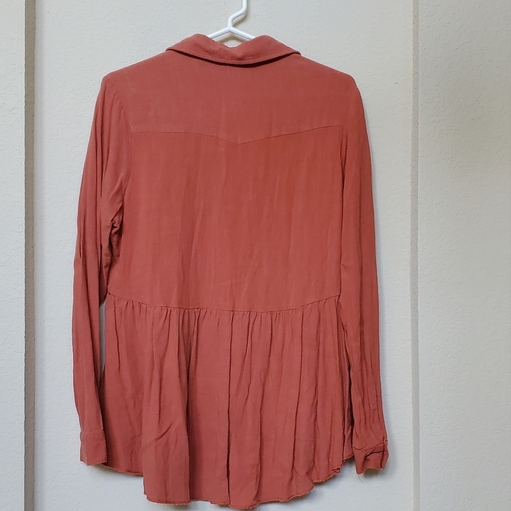 UMGEE button front babydoll lagenlook minimalist top.  Size S - Picture 2 of 4